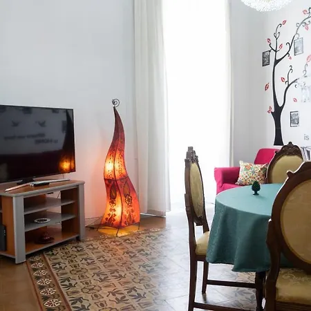 Apartment Mary's Center House